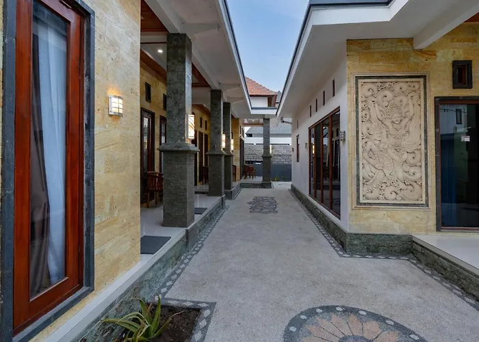 Pratiwi House Guest house