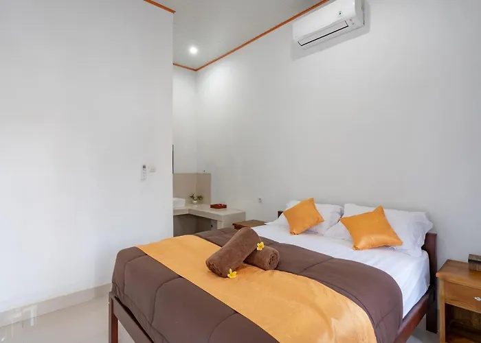 Pratiwi House 3*