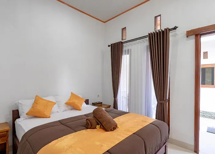 Pratiwi House