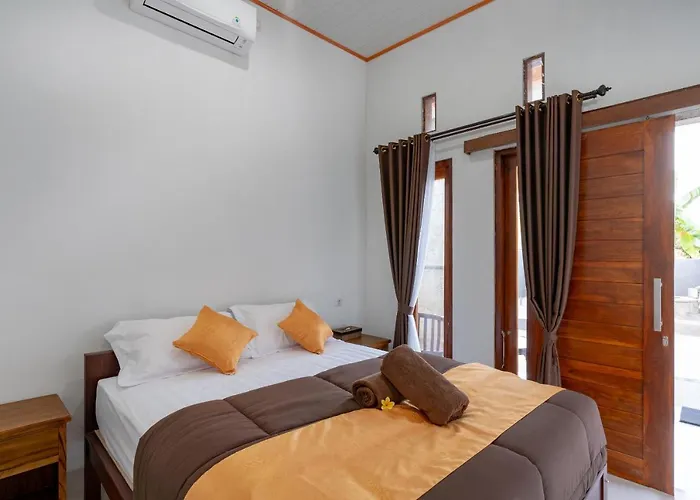 Pratiwi House 3*