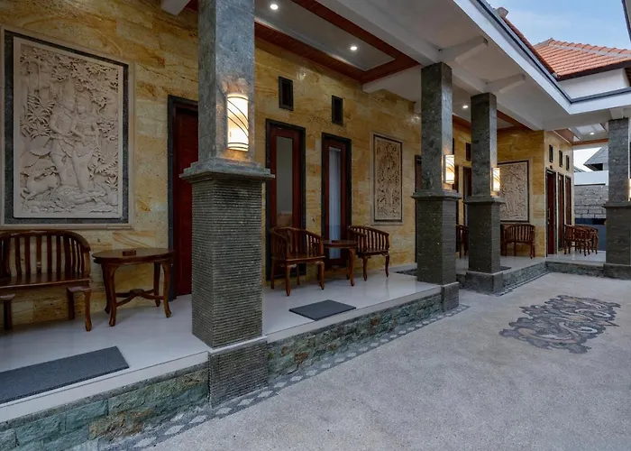 Pratiwi House 3*